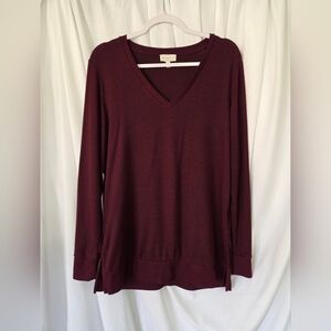 Lucky Brand Burgundy V-Neck Soft Sweater Size M